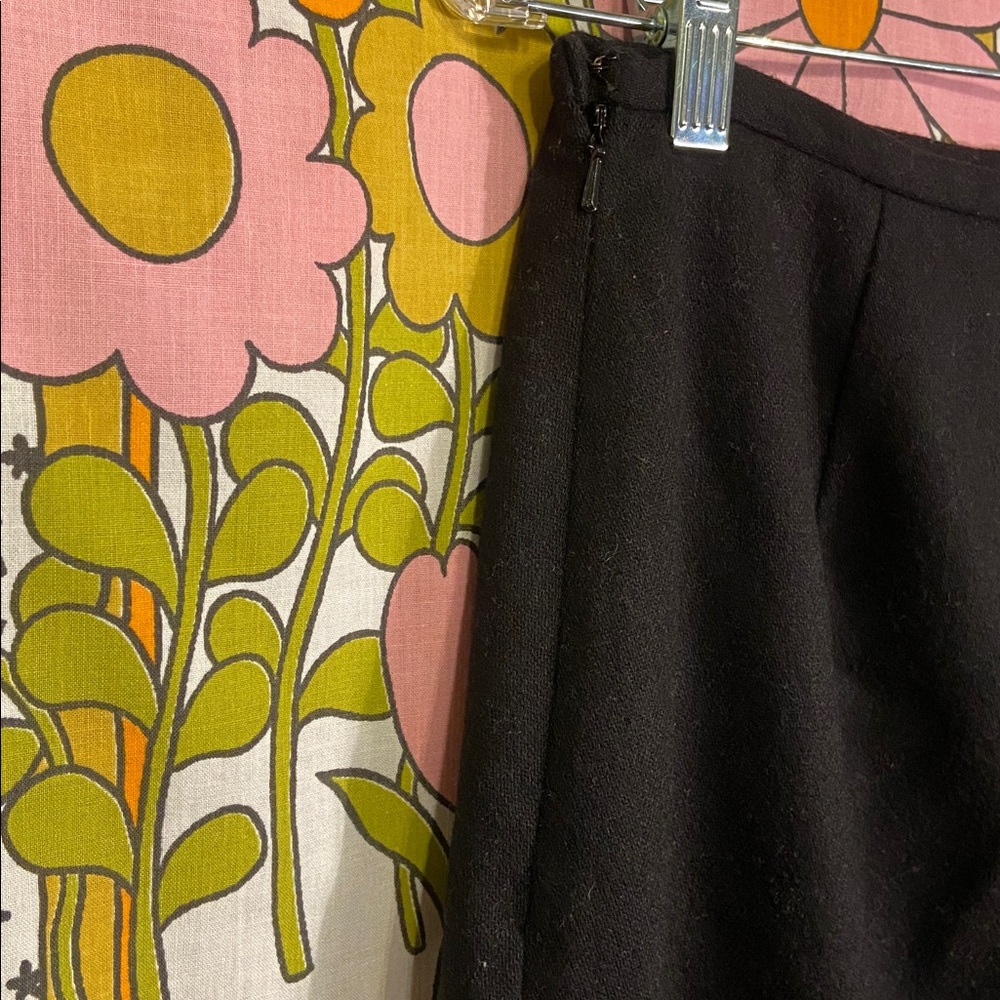 GAP Factory Black Wool-Blend Rhinestone Skirt - Picture 4 of 5